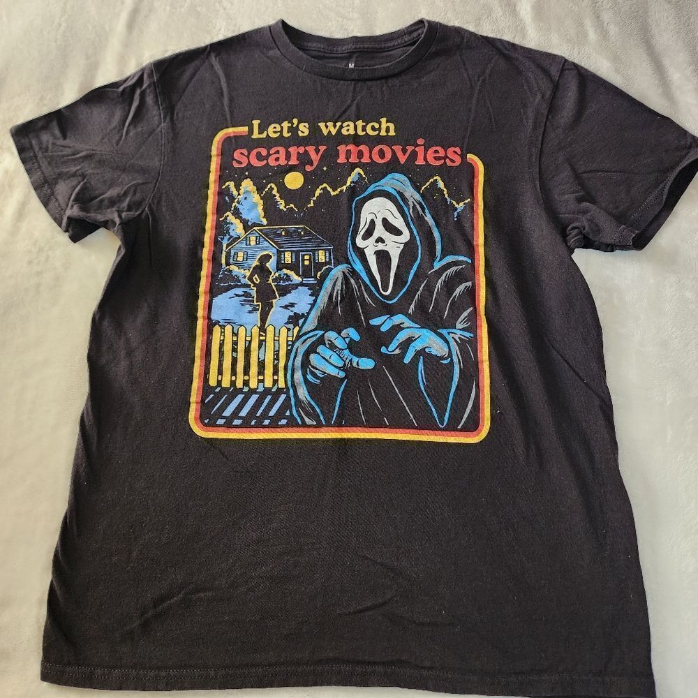 Ghost Face Let's Watch Scary Movies Black Graphic Tshirt Size Medium